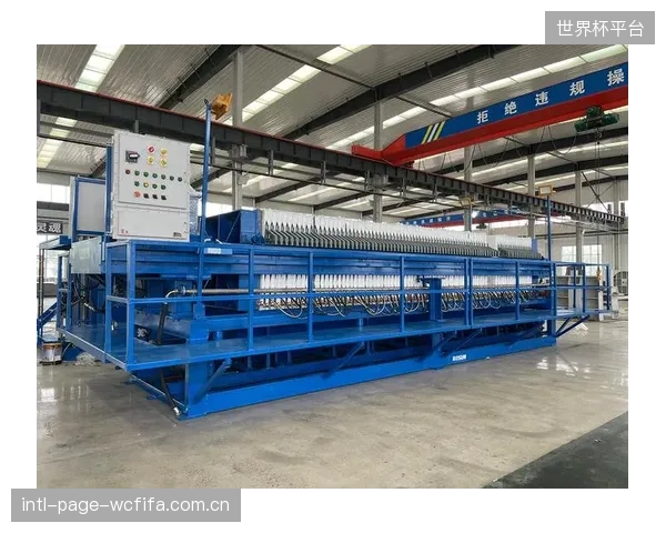 Wintersteiger新一代打蜡机攻克UHMW-PE板底热渗透难题，实现80-100°C精准温控涂覆