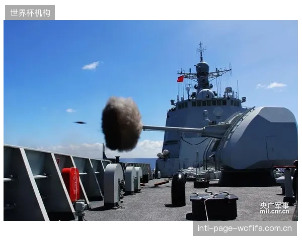 亚当斯与麦肯尼组成的中场屏障，将是美国队抗衡世界强队的关键一环。